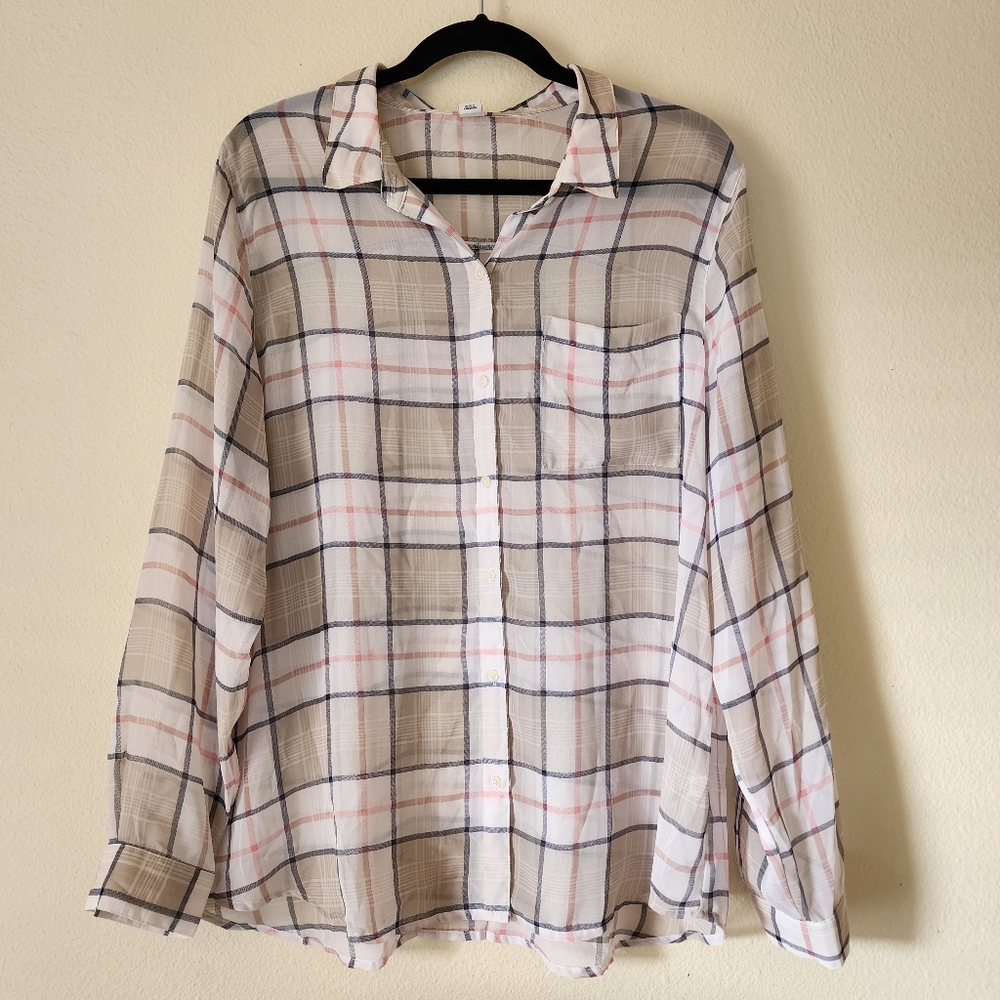 Women's Old Navy Plaid Blouse